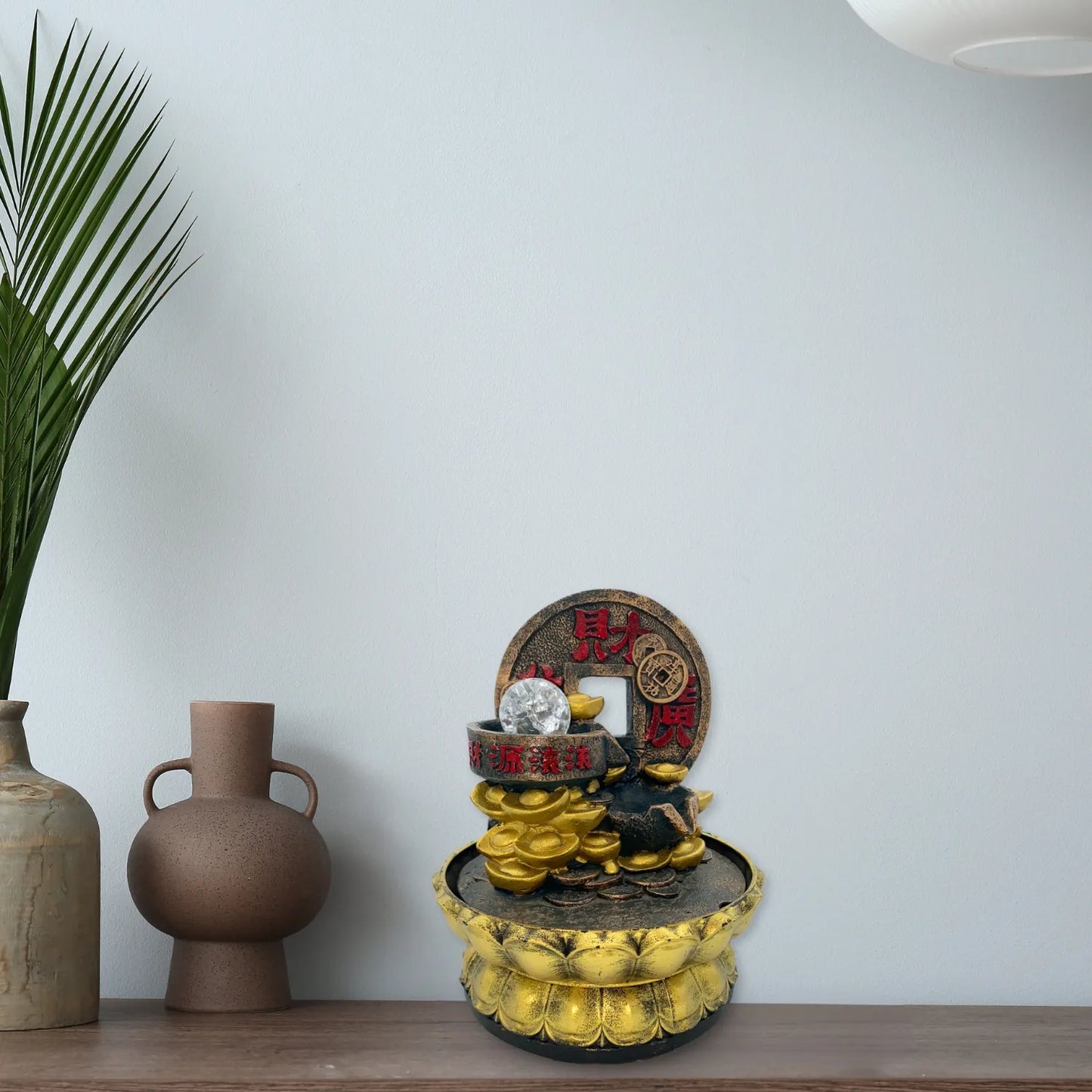 Fuente de Mesa escritorio con moneda dorada de la suerte para la oficina en casa color dorado